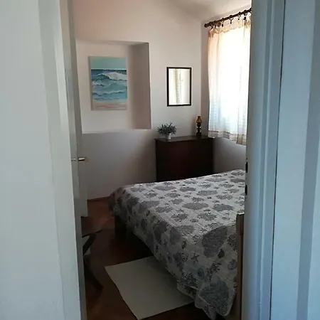 Sea-esta 1 *